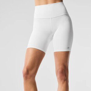 ALO Yoga women’s white biker shorts, size S